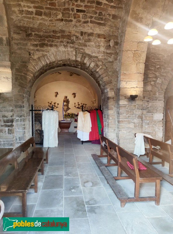 Subirats - Sant Pere del Castell de Subirats (Foto: Helena Esteves, 2023) Subirats - Sant Pere del Castell de Subirats