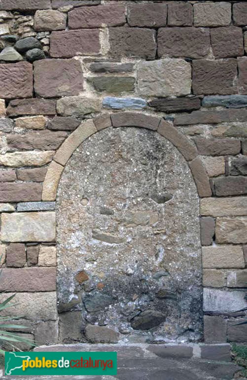 Aiguafreda - Sant Salvador d'Avencó (Foto: Germà Garcia -Arxiu Fotogràfic Centre Excursionista de Catalunya-, 2000) Aiguafreda - Sant Salvador d'Avencó