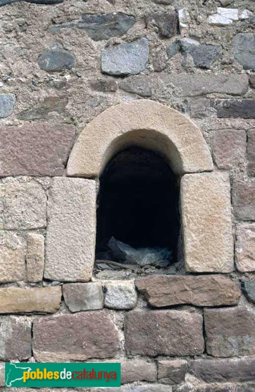 Aiguafreda - Sant Salvador d'Avencó (Foto: Germà Garcia -Arxiu Fotogràfic Centre Excursionista de Catalunya-, 2000) Aiguafreda - Sant Salvador d'Avencó