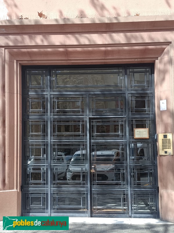 Barcelona - Londres, 45 - Urgell, 237-239 (Foto: Anna Corcoll, 2023) Barcelona - Londres, 45 - Urgell, 237-239