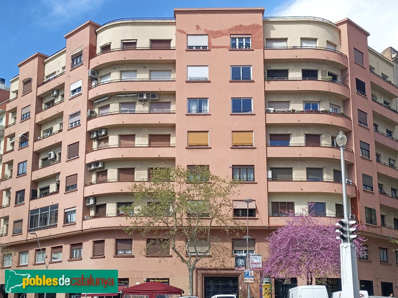 Barcelona - Londres, 45 - Urgell, 237-239 (Foto: Anna Corcoll, 2023) Barcelona - Londres, 45 - Urgell, 237-239