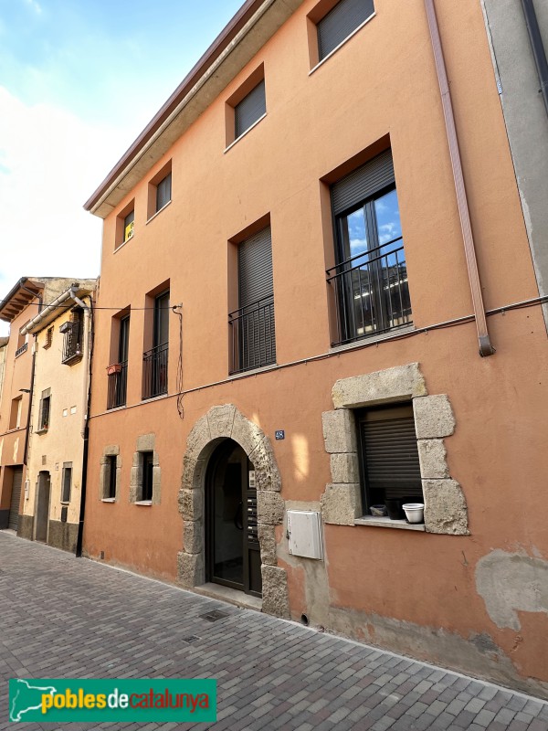 Centelles - Carrer de Sant Martí, 48 (Foto: Albert Esteves, 2023) Centelles - Carrer de Sant Martí, 48