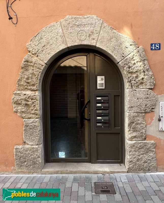 Centelles - Carrer de Sant Martí, 48 (Foto: Albert Esteves, 2023) Centelles - Carrer de Sant Martí, 48
