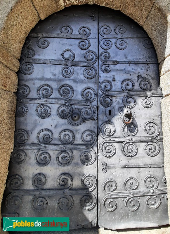 Guils - Església de Sant Esteve (Foto: Vicent Miralles, 2023) Guils - Església de Sant Esteve