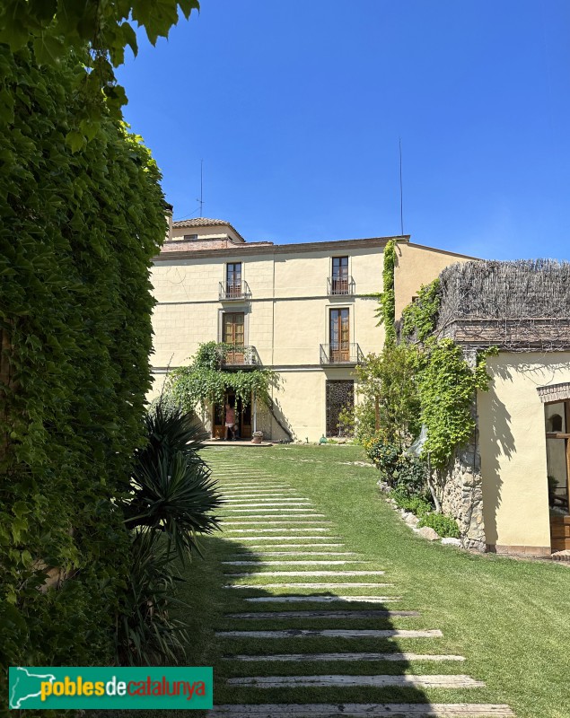 Sant Esteve Sesrovires - Can Julià de la Riera (Foto: Albert Esteves, 2023) Sant Esteve Sesrovires - Can Julià de la Riera