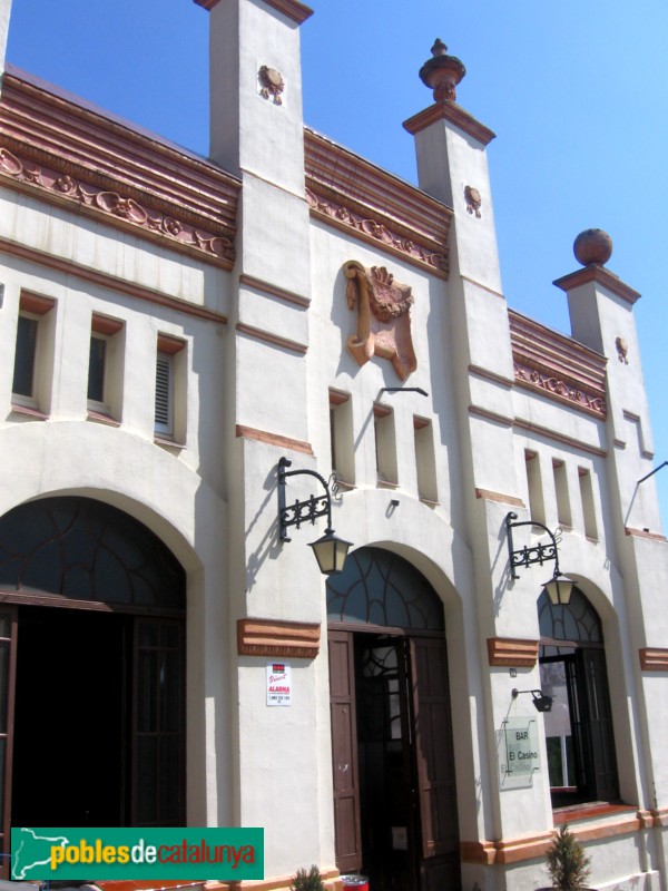 Sant Esteve Sesrovires - Casino (Foto: Albert Esteves, 2006) Sant Esteve Sesrovires - Casino