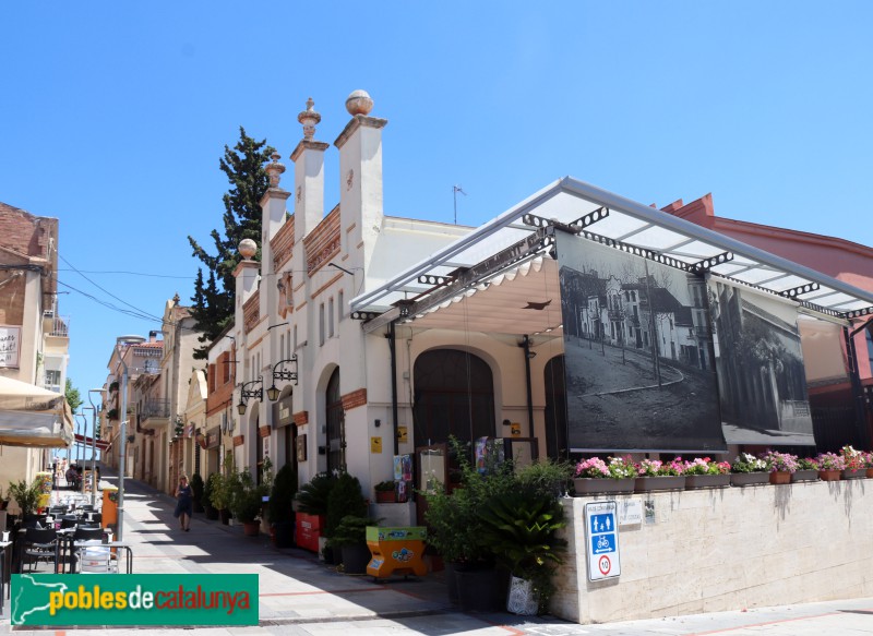 Sant Esteve Sesrovires - Casino (Foto: Albert Esteves, 2023) Sant Esteve Sesrovires - Casino