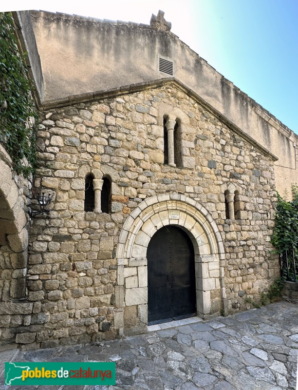 Gualba - Església de Sant Vicenç (Foto: Albert Esteves, 2023) Gualba - Església de Sant Vicenç