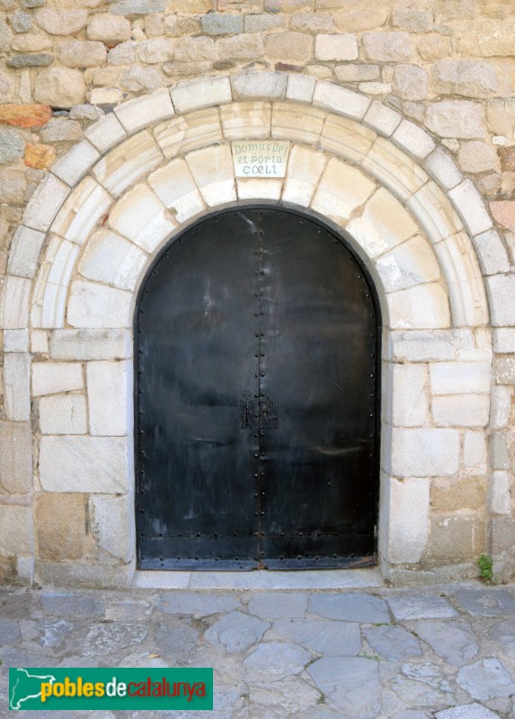 Gualba - Església de Sant Vicenç (Foto: Albert Esteves, 2023) Gualba - Església de Sant Vicenç