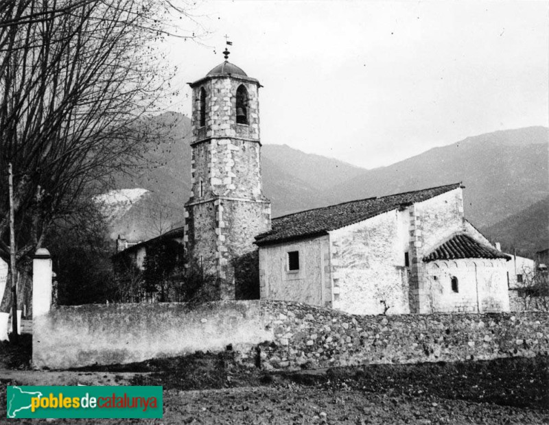 Gualba - Església de Sant Vicenç (Foto: Antoni Gallardo -Arxiu Fotogràfic Centre Excursionista de Catalunya-, 1929) Gualba - Església de Sant Vicenç