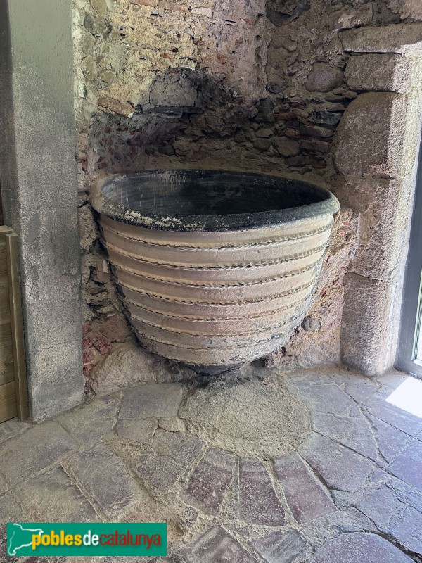 Gualba - Can Figueres. Dipòsit de cendra