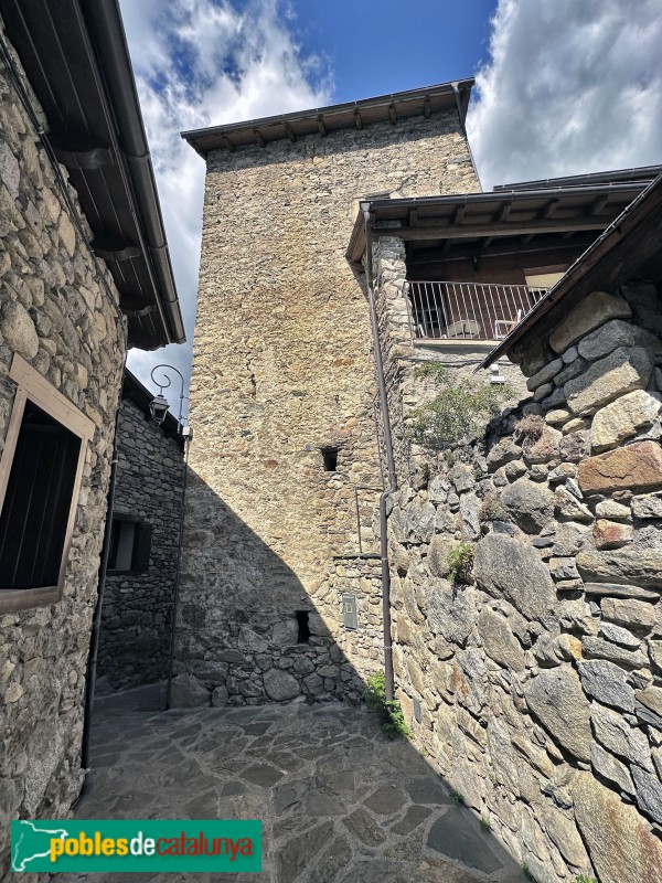 Barruera - Torre del Pubill (Foto: Albert Esteves, 2023) Barruera - Torre del Pubill