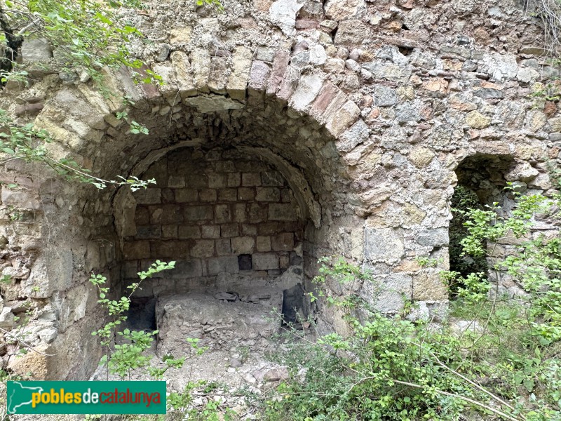 Sarroqueta - Església de Santa Maria (Foto: Albert Esteves, 2023) Sarroqueta - Església de Santa Maria