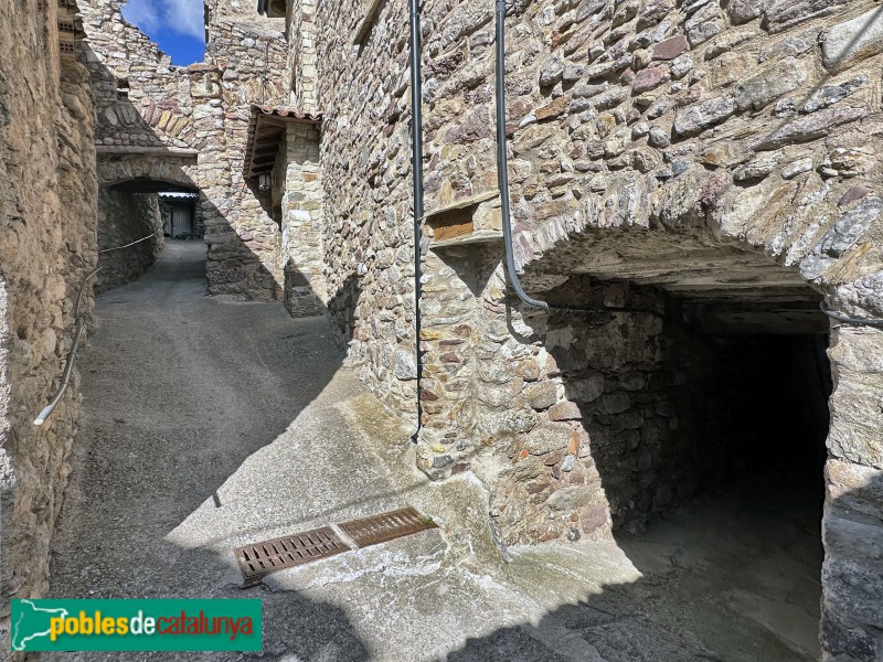 Perves - Nucli antic (Foto: Albert Esteves, 2023) Perves - Nucli antic