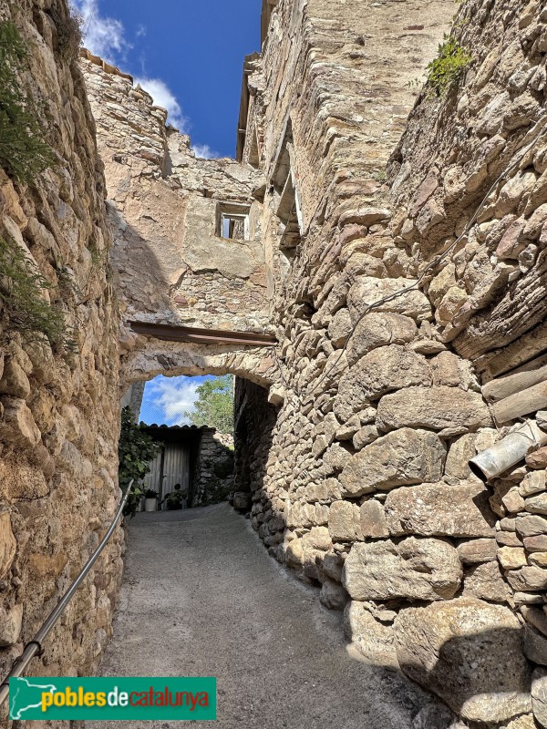 Perves - Nucli antic (Foto: Albert Esteves, 2023) Perves - Nucli antic