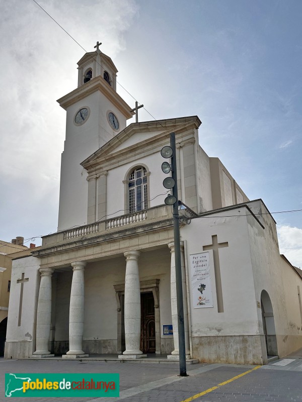 La Ràpita - Església de la Santíssima Trinitat (Foto: Albert Esteves, 2023) La Ràpita - Església de la Santíssima Trinitat