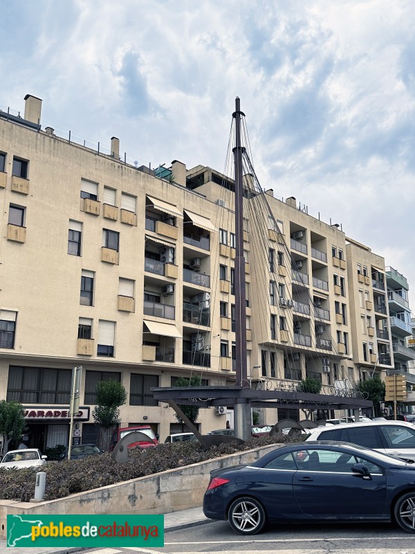 La Ràpita - Escultura <i>Vaixell</i> (Foto: Albert Esteves, 2023) La Ràpita - Escultura <i>Vaixell</i>