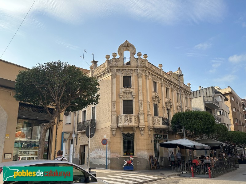 Amposta - Casa Morales-Talarn (Foto: Albert Esteves, 2023) Amposta - Casa Morales-Talarn