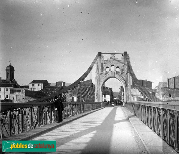 Amposta - Pont penjant (Foto: <i>Josep Salvany -Fons Salvany. Biblioteca de Catalunya-</i>, 1921) Amposta - Pont penjant