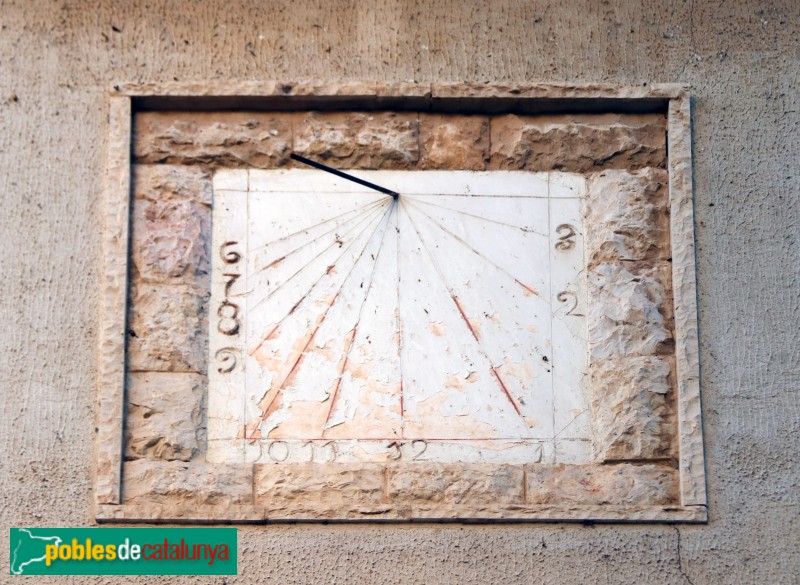 Amposta - Casa Miralles. Rellotge de sol (Foto: Albert Esteves, 2023) Amposta - Casa Miralles. Rellotge de sol