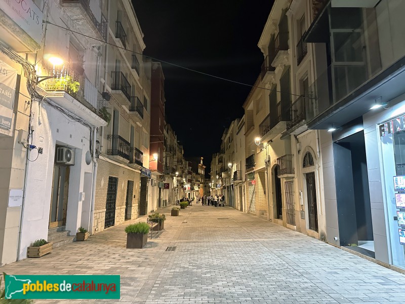 Amposta - Carrer Major (Foto: Albert Esteves, 2023) Amposta - Carrer Major