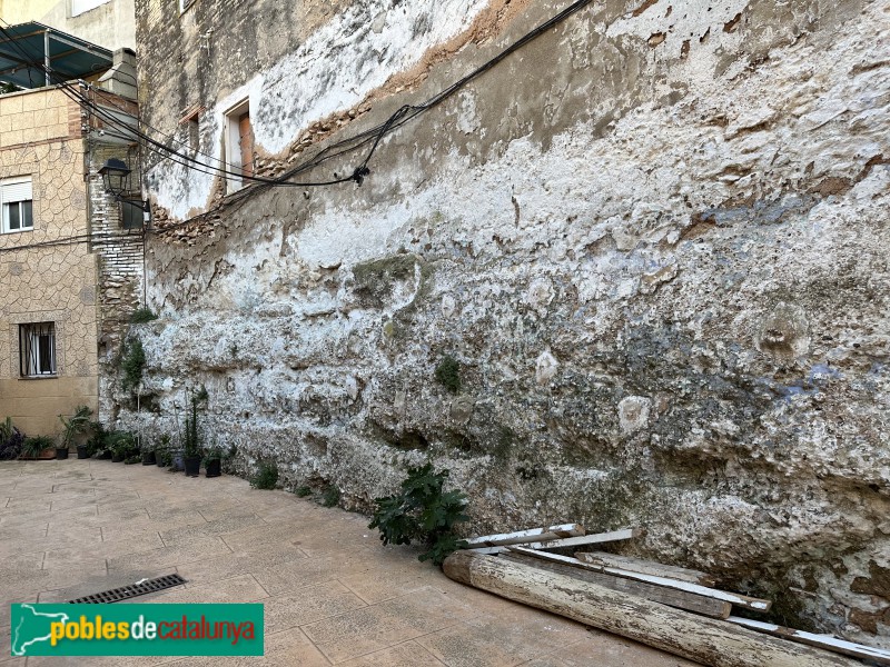 Amposta - Carrer del Fossat (Foto: Albert Esteves, 2023) Amposta - Carrer del Fossat