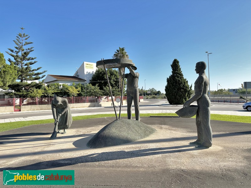 Amposta - Escultura <i>L'Erer</i> (Foto: Albert Esteves, 2023) Amposta - Escultura <i>L'Erer</i>