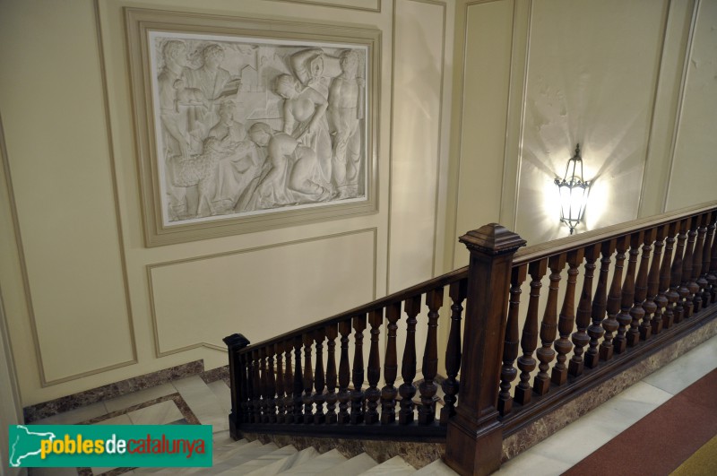 Amposta - Ajuntament. Vestíbul (Foto: <i>Jordi Contijoch -calaix.gencat.cat-</i>, 2011) Amposta - Ajuntament. Vestíbul