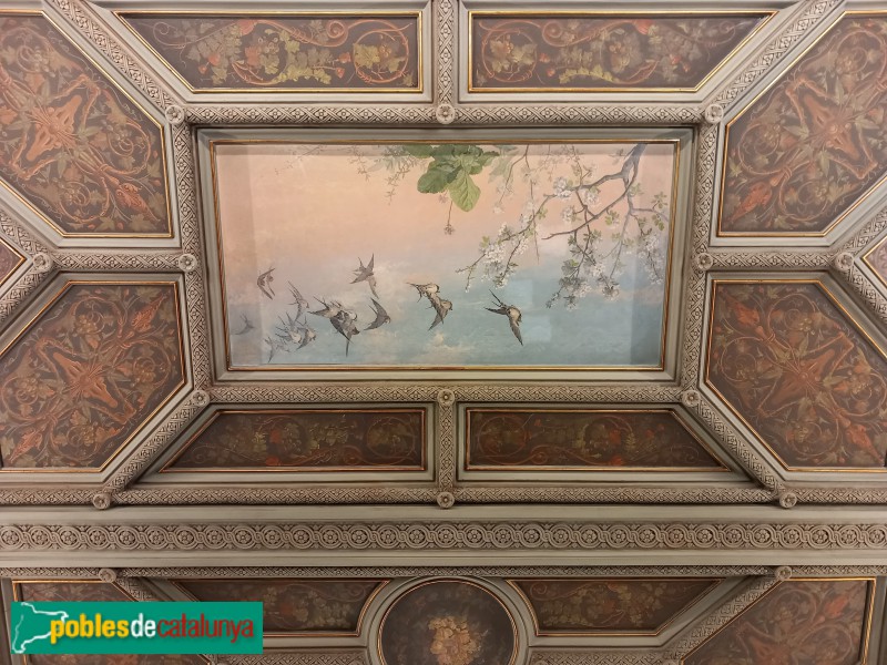 Barcelona - Palau Casades. Sala, pintura sostre
