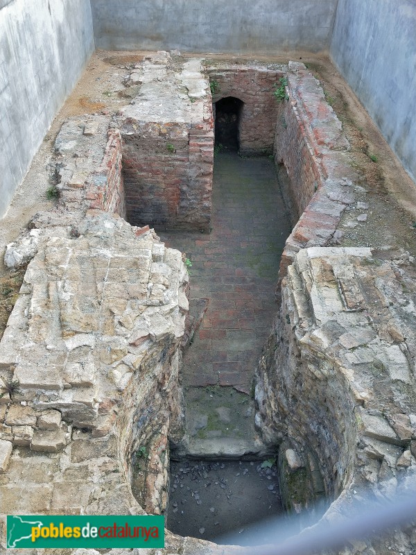 L'Hospitalet de Llobregat - Fàbrica Cosme Toda (Foto: Albert Esteves, 2022) L'Hospitalet de Llobregat - Fàbrica Cosme Toda