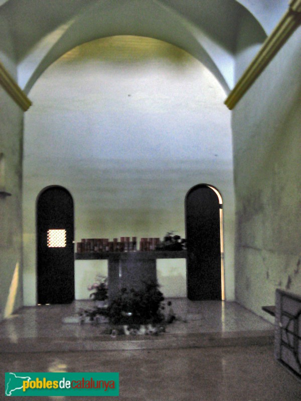 Castellbisbal - Can Pedrerol de Dalt. Capella (Foto: Albert Esteves, 2010) Castellbisbal - Can Pedrerol de Dalt. Capella