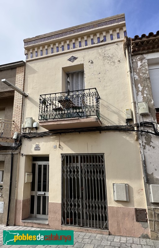 Castellbisbal - Carrer Major. Cal Manel (Foto: Albert Esteves, 2023) Castellbisbal - Carrer Major. Cal Manel