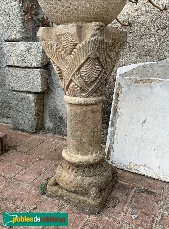 Llinars del Vallès - Església de Sant Sadurní de Collsabadell. Cementiri (Foto: Albert Esteves, 2023) Llinars del Vallès - Església de Sant Sadurní de Collsabadell. Cementiri