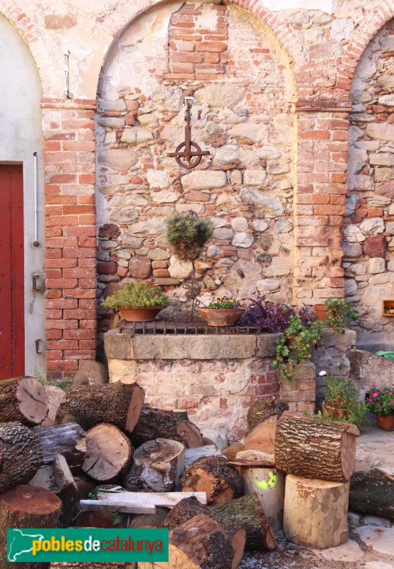 Santa Eulàlia de Ronçana - Can Brustenga (Foto: Albert Esteves, 2023) Santa Eulàlia de Ronçana - Can Brustenga