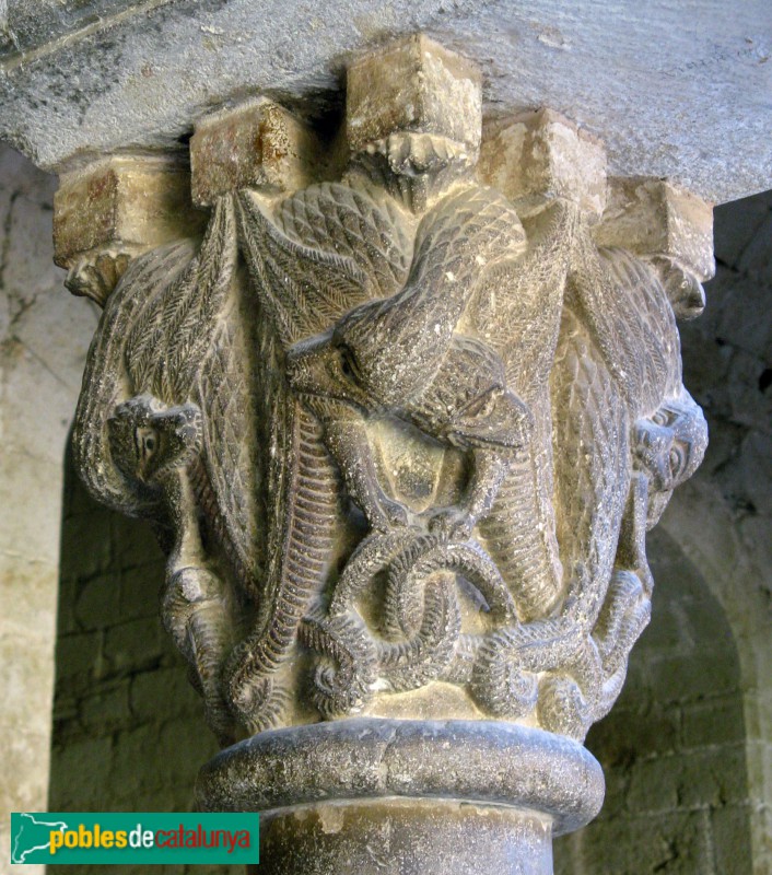 Monestir de Sant Cugat - Capitell del claustre (Foto: Albert Esteves, 2010) Monestir de Sant Cugat - Capitell del claustre