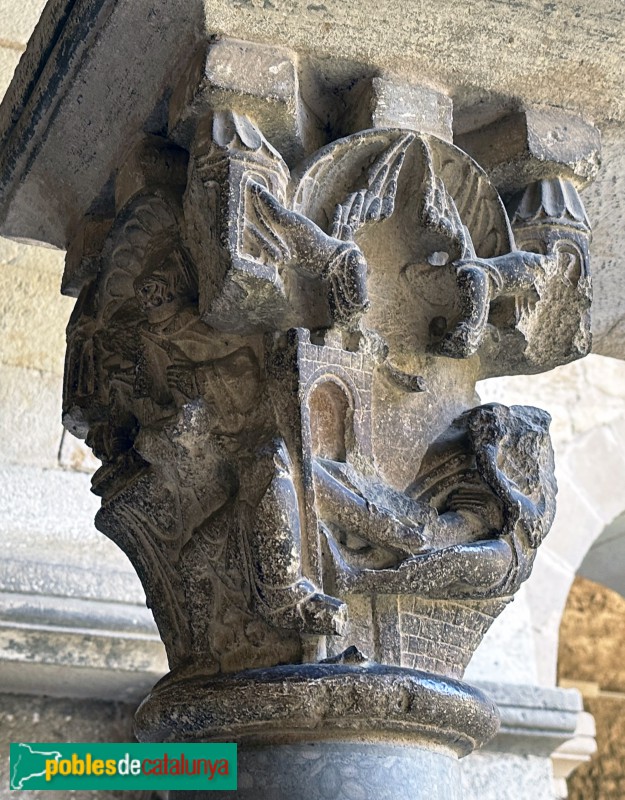 Monestir de Sant Cugat - Capitell del claustre (Foto: Albert Esteves, 2023) Monestir de Sant Cugat - Capitell del claustre