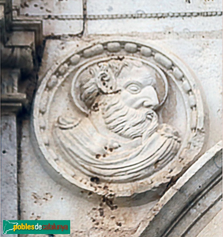 Alcanar - Església de Sant Miquel. Portada (Foto: Albert Esteves, 2023) Alcanar - Església de Sant Miquel. Portada