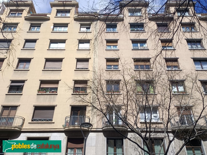 Barcelona - París, 137-139 (Foto: Anna Corcoll, 2023) Barcelona - París, 137-139