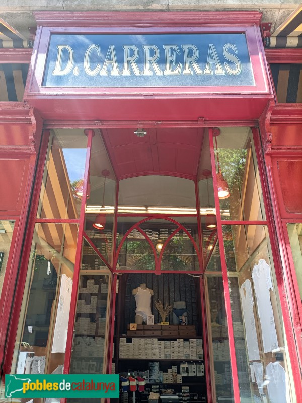 Barcelona - Gèneres de Punt La Torre (Foto: Anna Corcoll, 2023) Barcelona - Gèneres de Punt La Torre