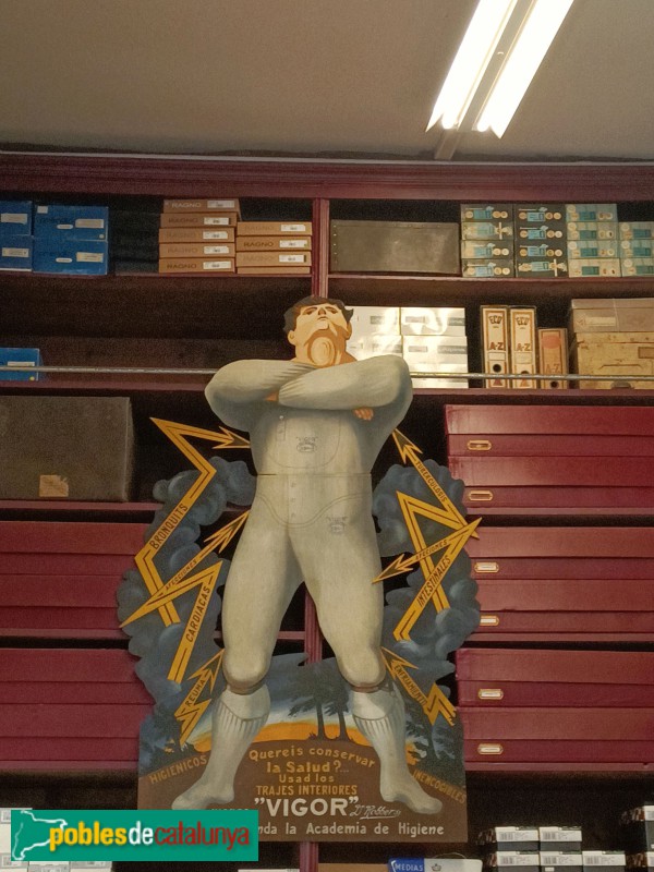 Barcelona - Gèneres de Punt La Torre (Foto: Anna Corcoll, 2023) Barcelona - Gèneres de Punt La Torre