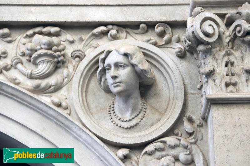 Vilafranca del Penedès - Casa Tetas i Forés (Foto: Albert Esteves, 2023) Vilafranca del Penedès - Casa Tetas i Forés