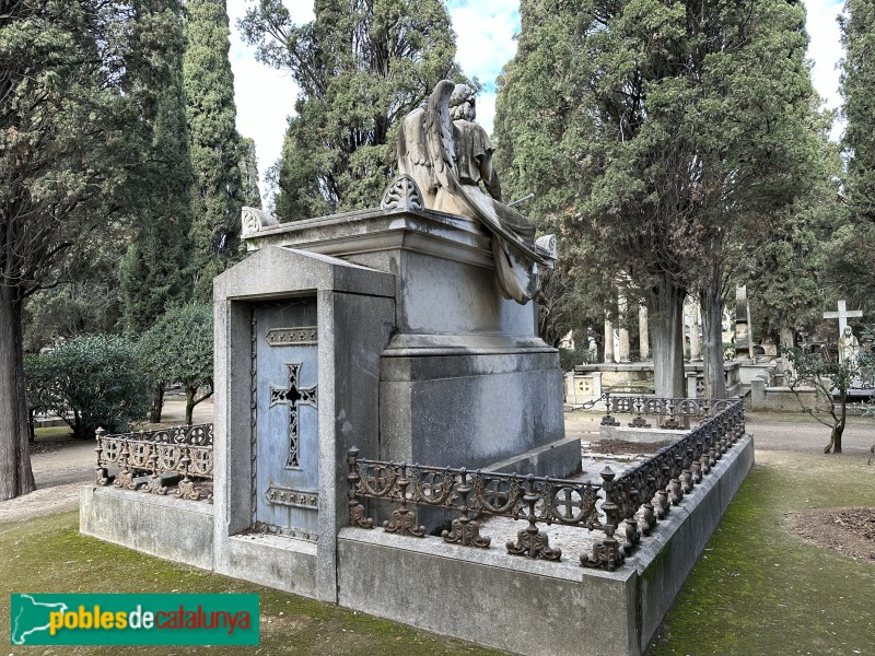 Vilafranca del Penedès - Cementiri. Panteó Josep Balaguer i Martí