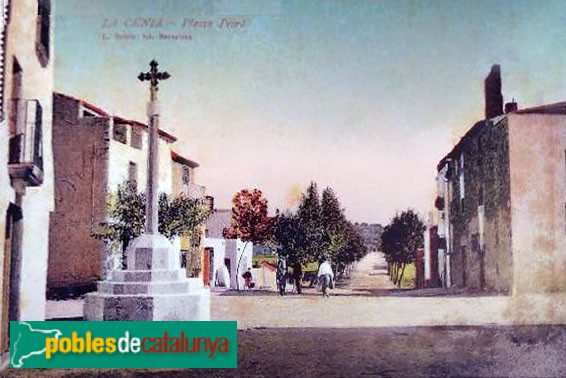 La Sénia - Creu del Prigó, al seu emplaçament original. Postal antiga La Sénia - Creu del Prigó, al seu emplaçament original. Postal antiga