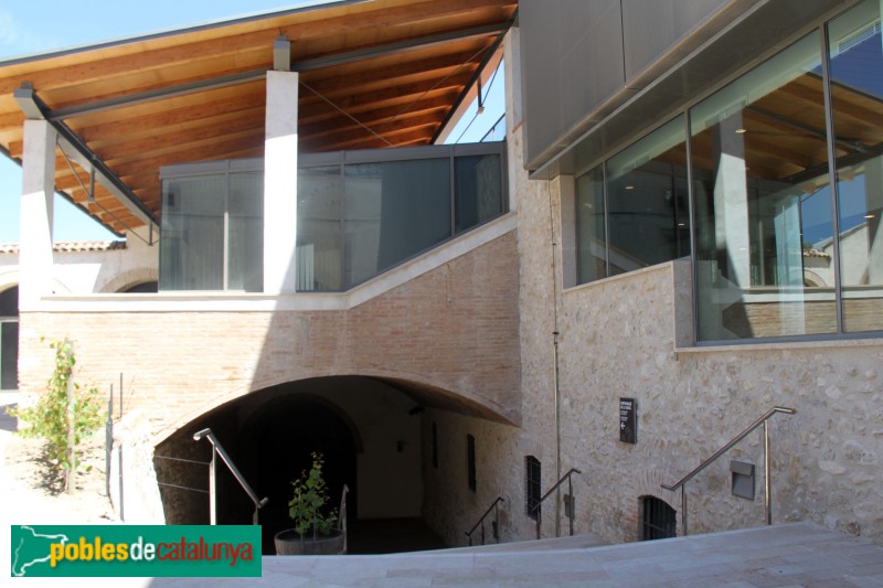 Sant Sadurní d'Anoia - La Fassina (Foto: Albert Esteves, 2013) Sant Sadurní d'Anoia - La Fassina