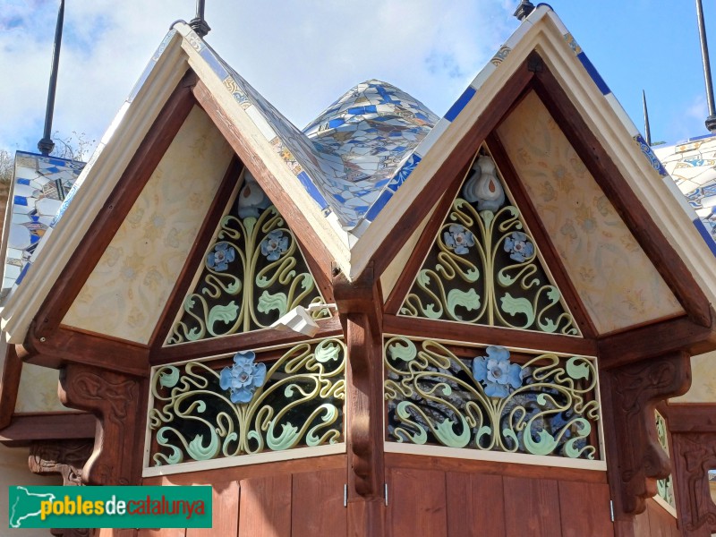 Barcelona - Font d'en Fargues. Quiosc (Foto: Sergi Suárez, 2024) Barcelona - Font d'en Fargues. Quiosc