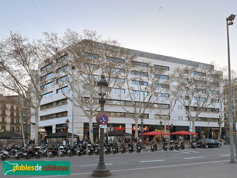 Barcelona - El Triangle (Foto: Albert Esteves, 2024) Barcelona - El Triangle