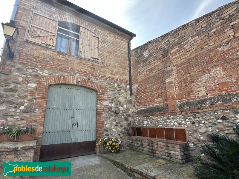 Ullastrell - Pujada dels Cups (Foto: Albert Esteves, 2024) Ullastrell - Pujada dels Cups