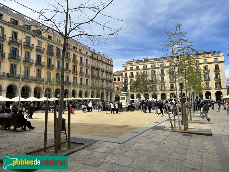 Girona - Plaça de la Independència (Foto: Albert Esteves, 2024) Girona - Plaça de la Independència