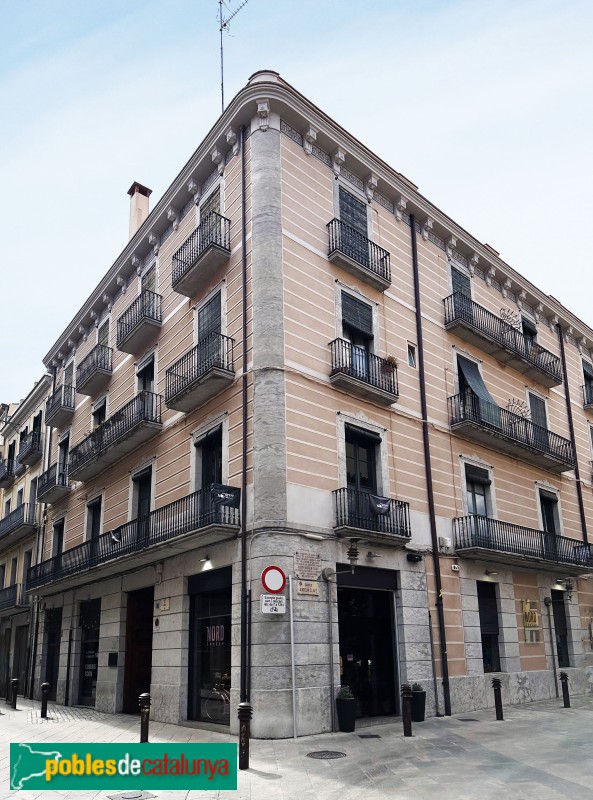 Girona - Anselm Clavé, 21