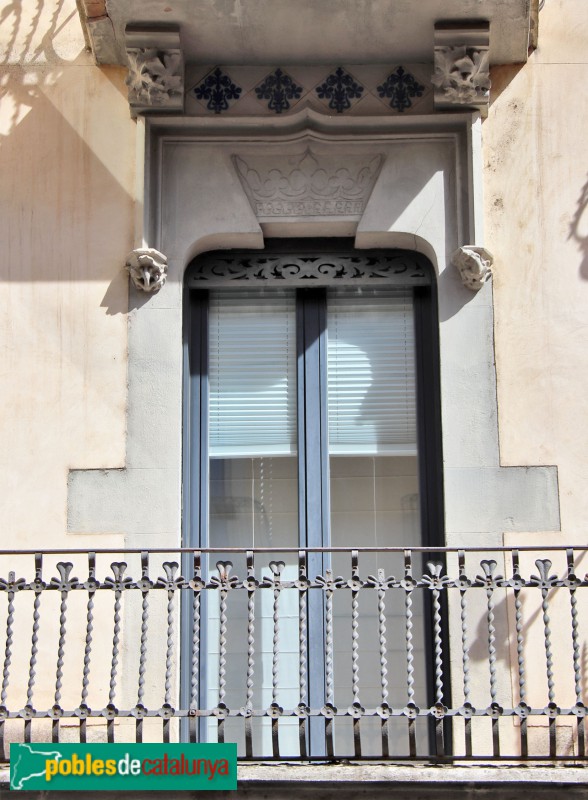 Girona - Cases Bosch (Foto: Albert Esteves, 2024) Girona - Cases Bosch